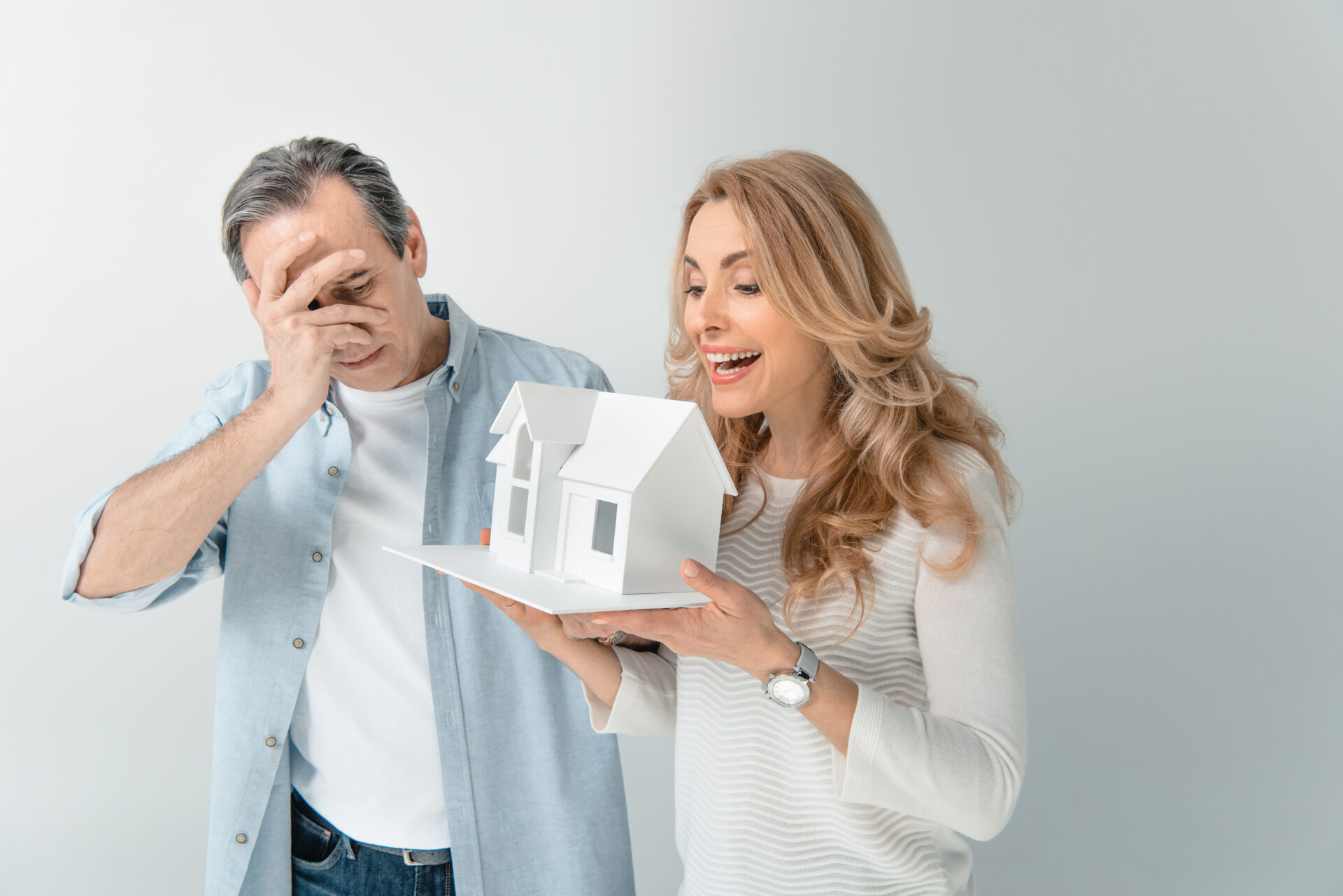 En este momento estás viendo GUÍA PARA NO LLEVARTE SORPRESAS CON LA COMPRA DE TU CASA