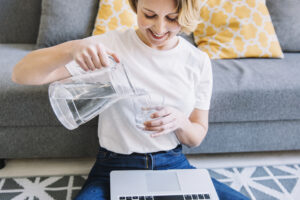 Lee más sobre el artículo Ocho cambios diarios para reducir el gasto de agua en tu hogar